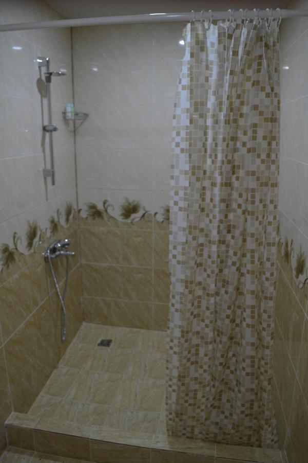 Bjnihouse, Guest House Luaran gambar