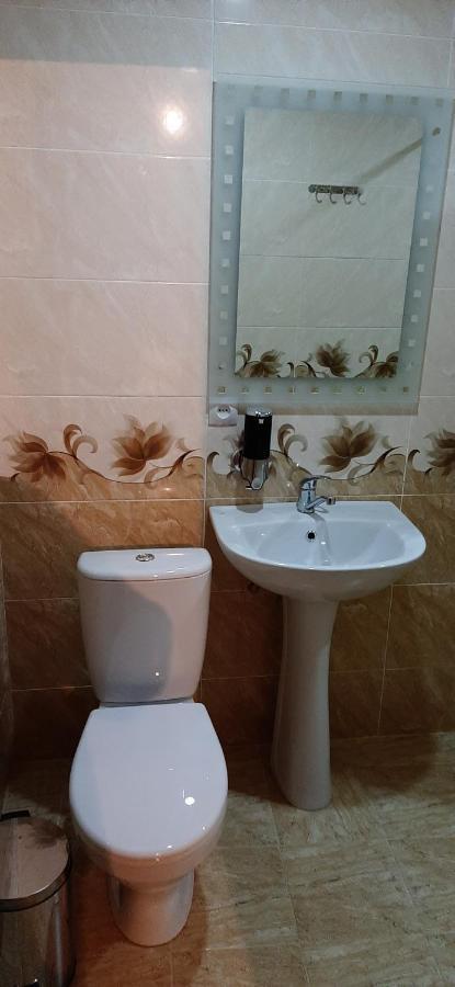 Bjnihouse, Guest House Luaran gambar