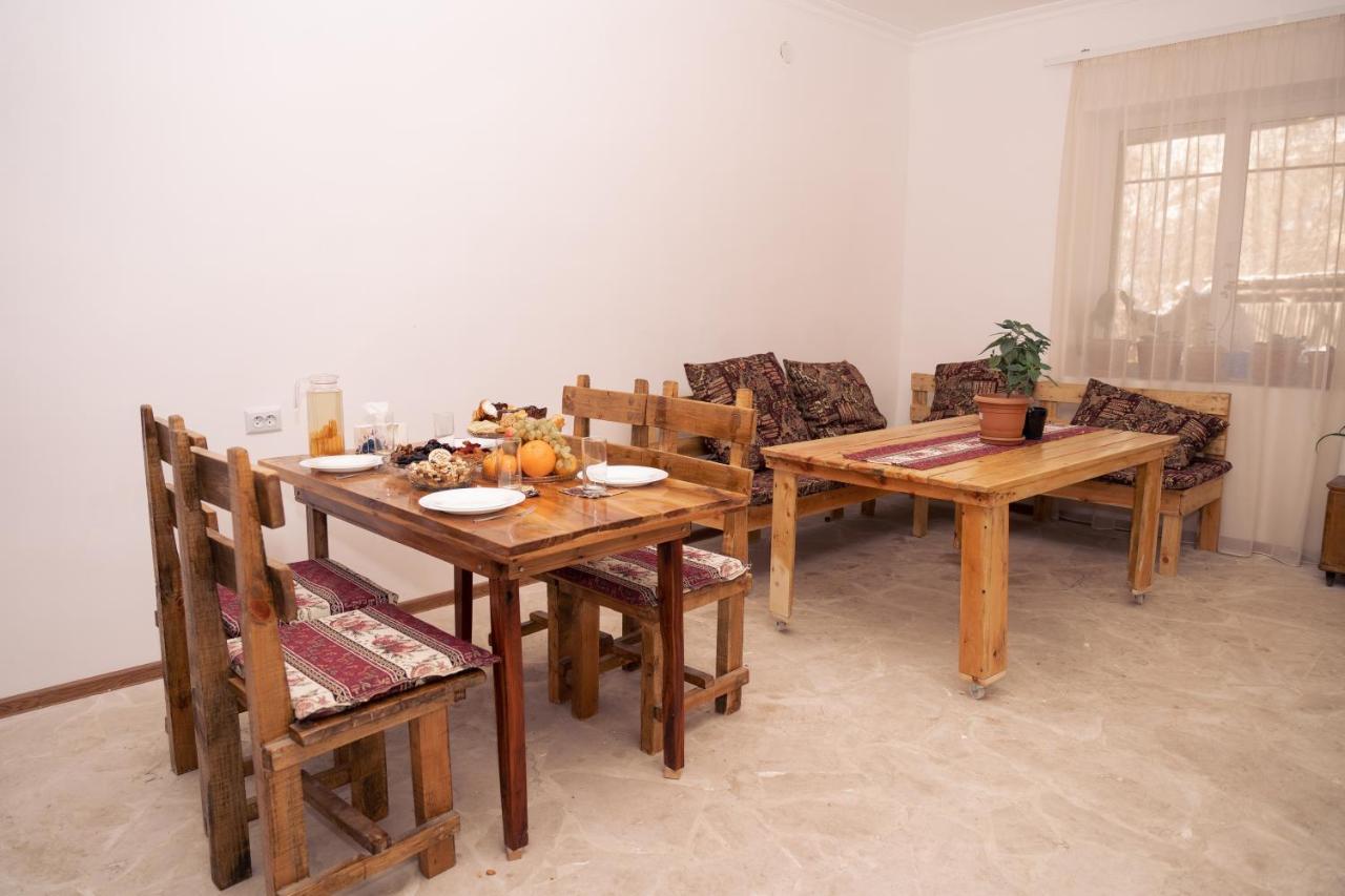Bjnihouse, Guest House Luaran gambar